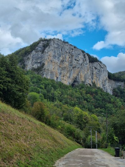 La falaise depuis Mouthier