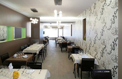RESTAURANT - LES QUATRE SAISONS_1