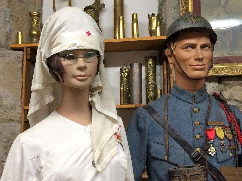 MUSEE DES ARMEES LUCIEN ROY_1