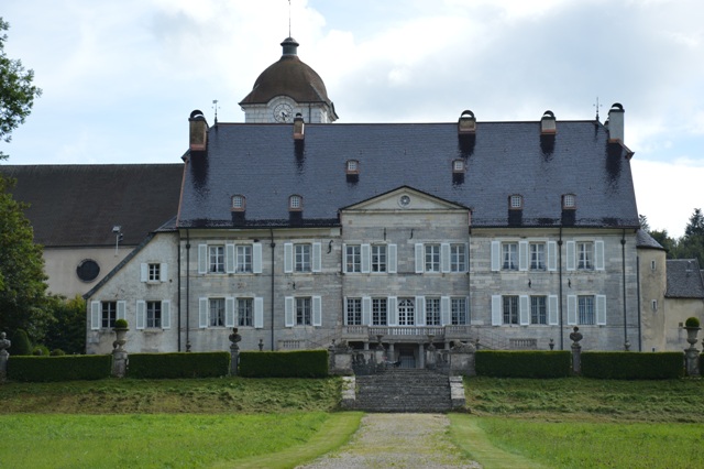 CHATEAU MONTALEMBERT_1