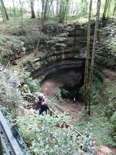 SENTIER KARSTIQUE DU GRAND BOIS ET GROTTE MAËVA_1