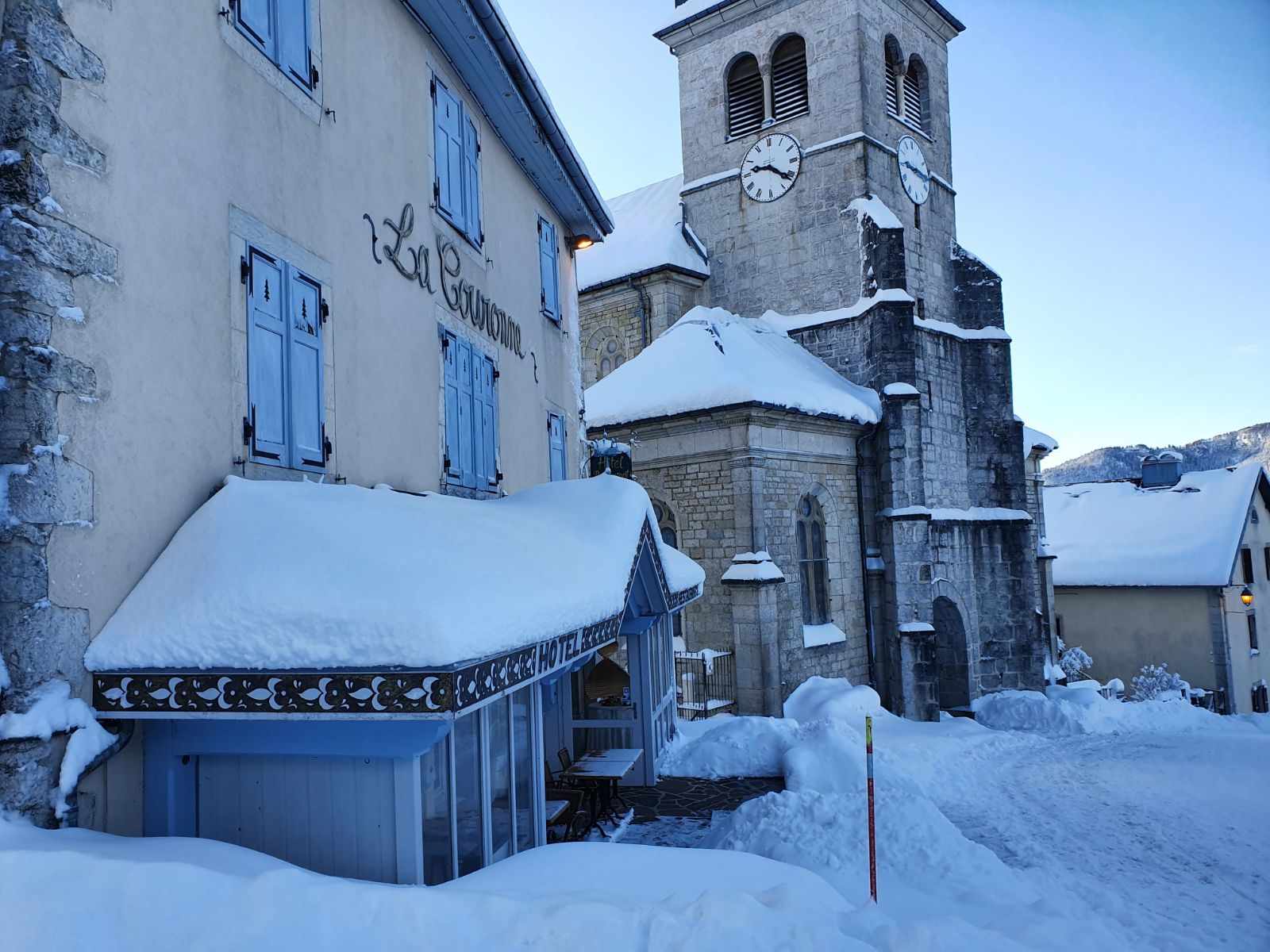 403604104_379494781174086_3416540833182649725_n