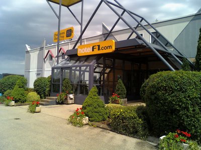HÔTEL - F1_1