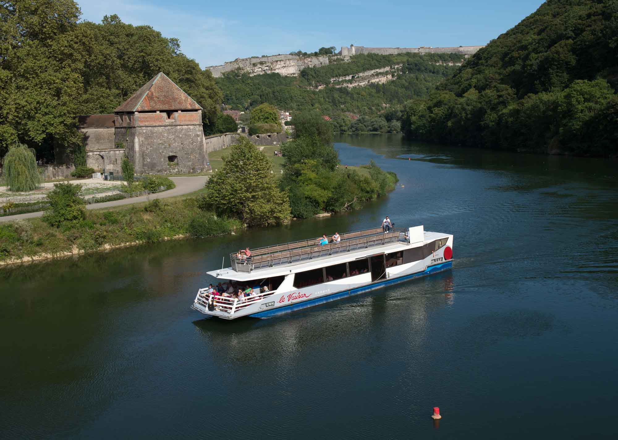 RESTAURANT - BATEAU DE BESANCON - LE VAUBAN_1