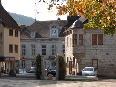 Maison à Tourelle