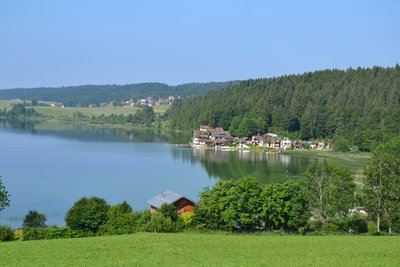 Lac de Saint-Point et Port Titi