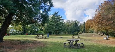 Espace pique-nique à proximité du belvédère