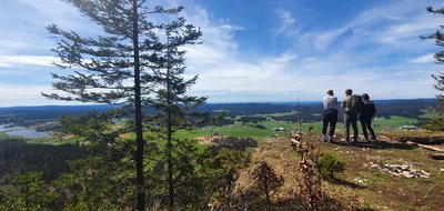 Point de vue de la Roche Champion, du lac des Mortes et de Chapelle-des-Bois