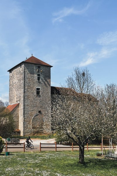 Château de Cordiron au printemps