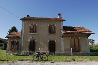 Gare de Montrond-le-Château
