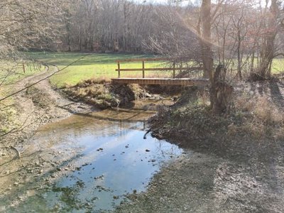 Le ponceau sur le ruisseau