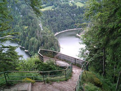 Vue du lac de Chaillexon