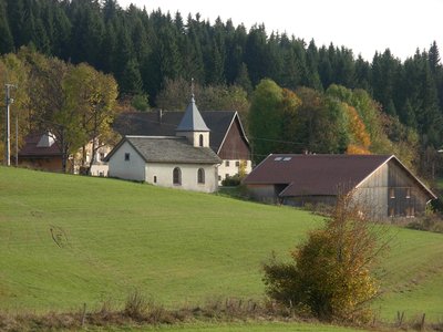 Vue sur la Chapelle Saint-Claude et le hameau de Chapelle-Mijoux