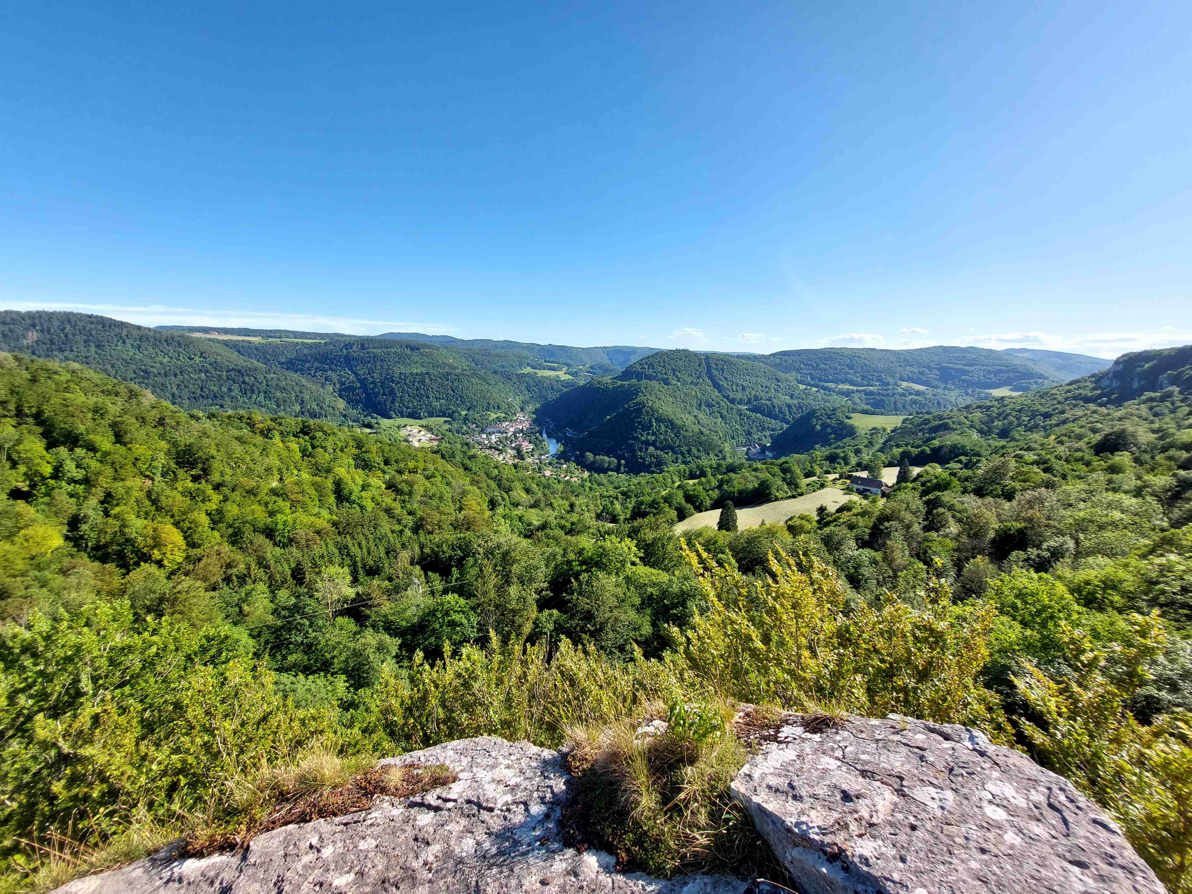Au-dessus de la falaise - Saint-Hippolyte