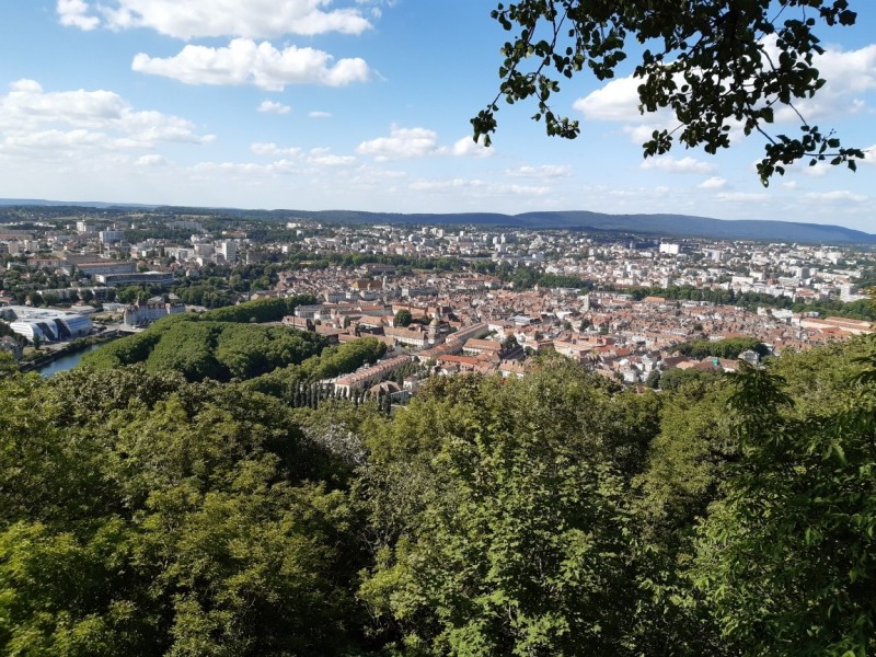 Vue de Besançon depuis le Fort de Chaudanne
