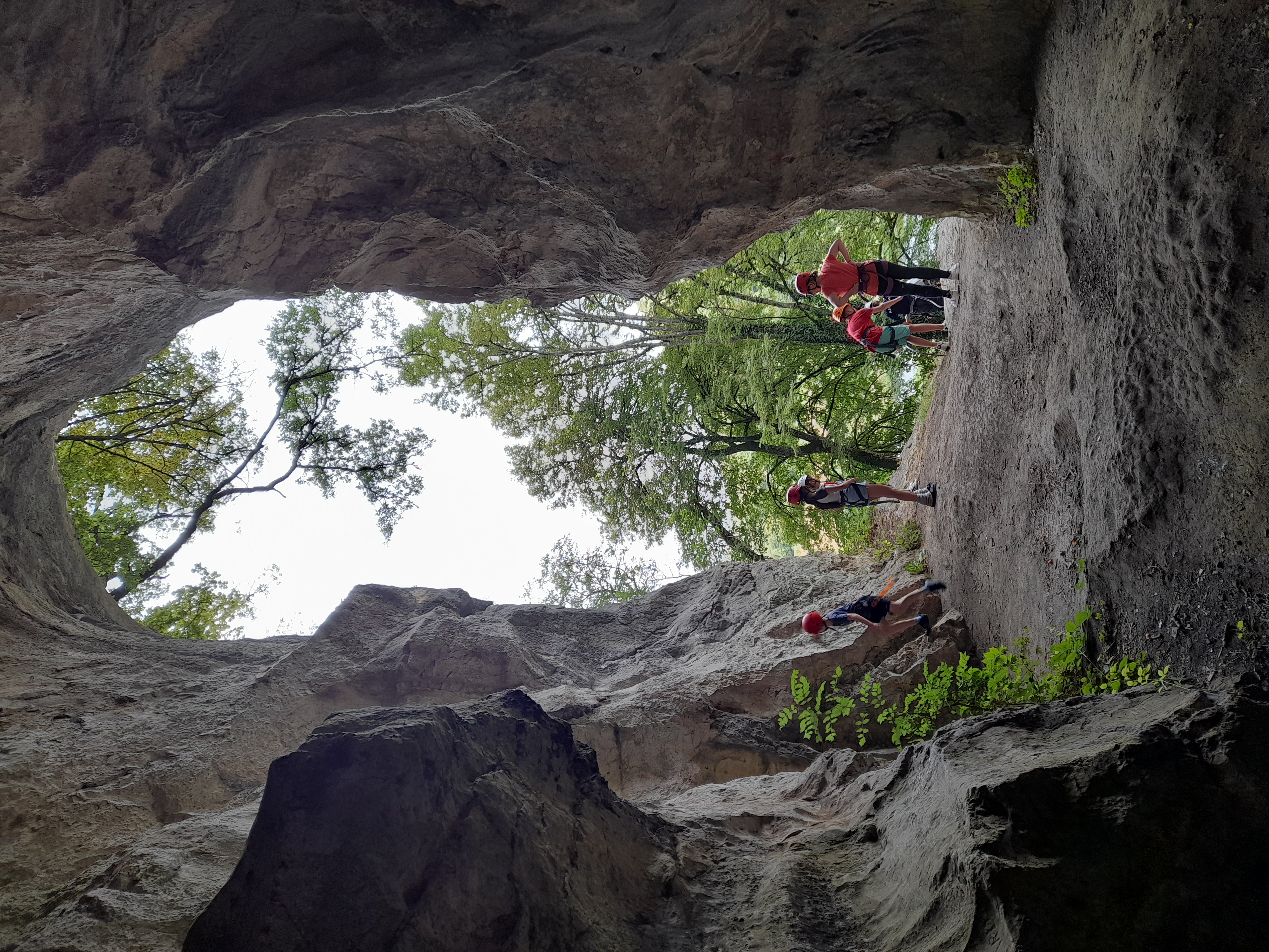 Dans la grotte de Sous Buen