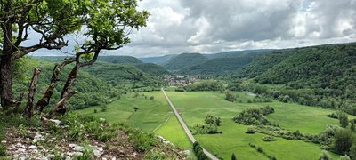 Ornans, Roche Lahier