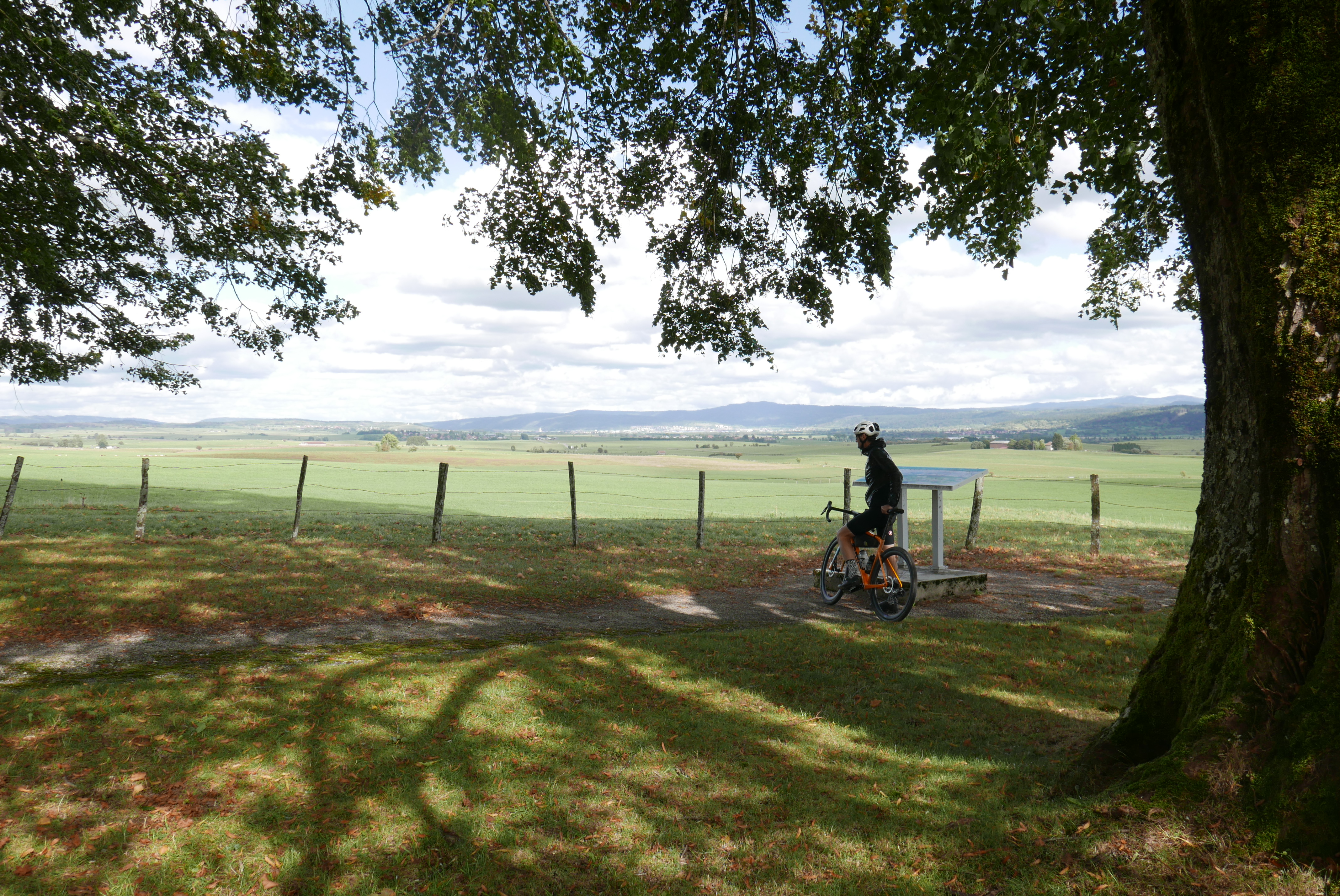 Point de vue sur la plaine de l'Arlier