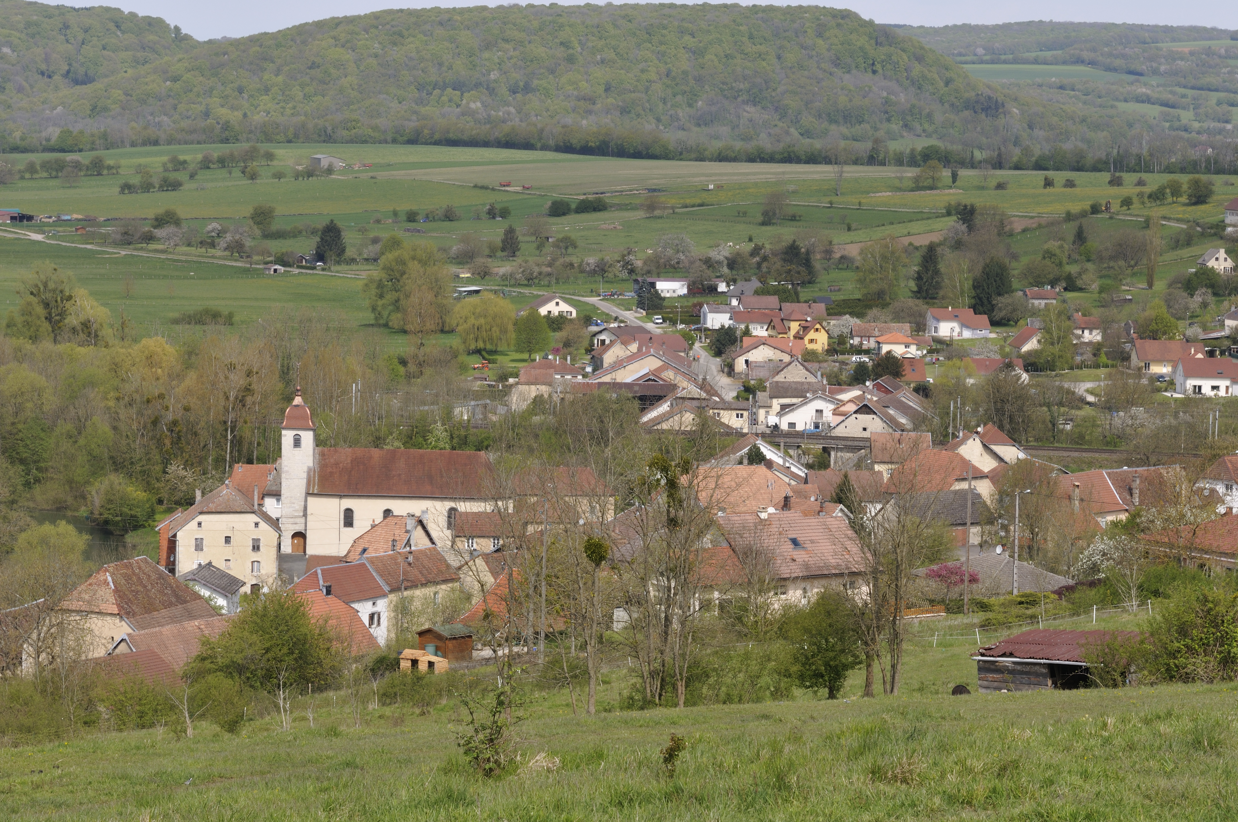 Vue depuis les hauteurs de Rang
