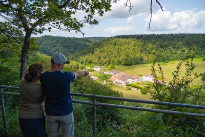 Point de vue sur l'abbaye de la Grâce-Dieu